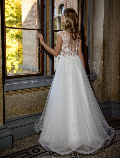 https://elisebride.ro/images/stories/virtuemart/product/VWD_SN_13       (3).jpg